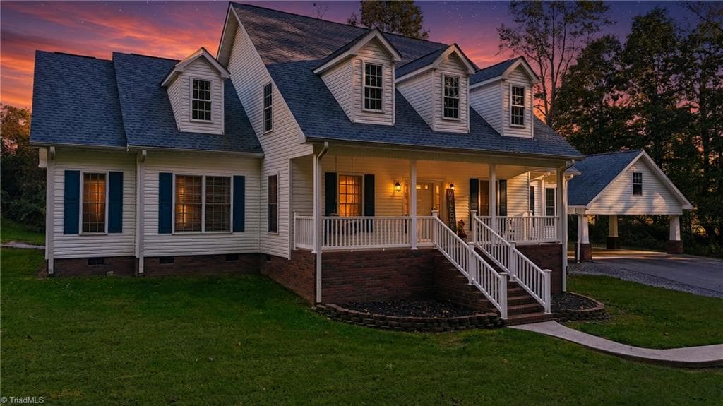 151 Robertson Drive, Taylorsville NC 28681