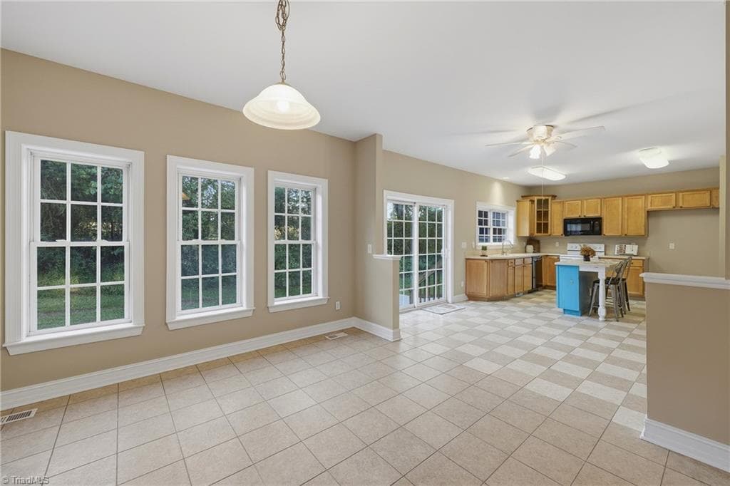 Modular at 151 Robertson Drive, Taylorsville NC 28681, Taylorsville, photo 11 of 45