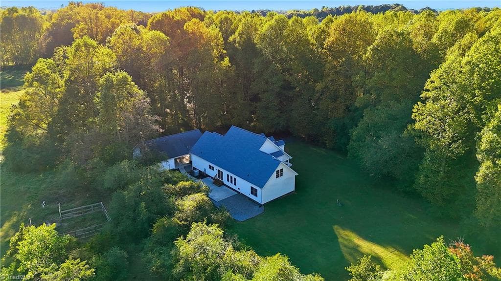 Modular at 151 Robertson Drive, Taylorsville NC 28681, Taylorsville, photo 35 of 45
