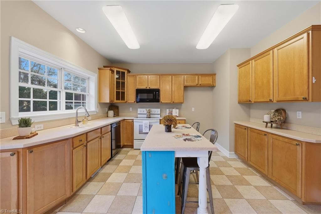 Modular at 151 Robertson Drive, Taylorsville NC 28681, Taylorsville, photo 8 of 45