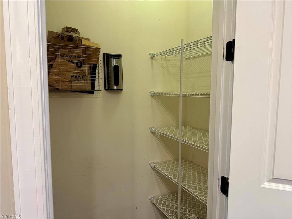Stick/Site Built at 9441 Glenburn Lane, Charlotte NC 28278, Charlotte, photo 17 of 50
