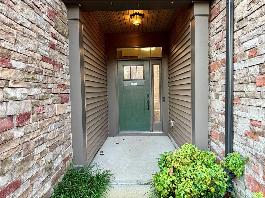Stick/Site Built at 9441 Glenburn Lane, Charlotte NC 28278, Charlotte, photo 5 of 50