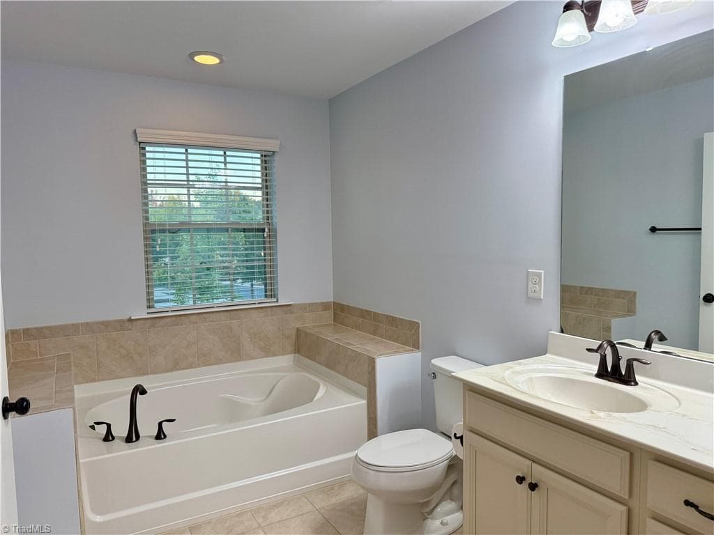 Stick/Site Built at 9441 Glenburn Lane, Charlotte NC 28278, Charlotte, photo 35 of 50