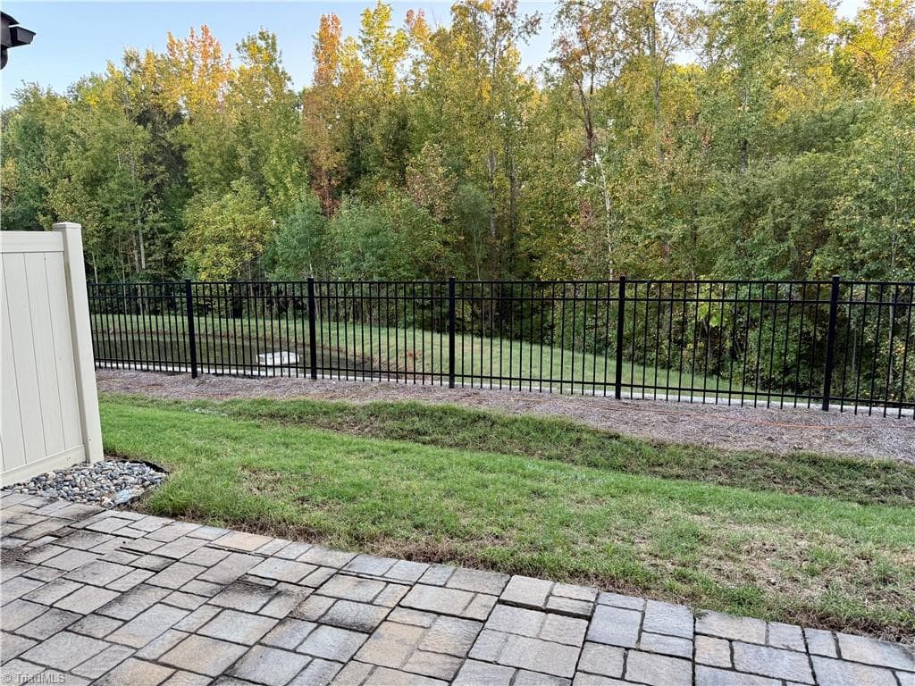 Stick/Site Built at 9441 Glenburn Lane, Charlotte NC 28278, Charlotte, photo 4 of 50