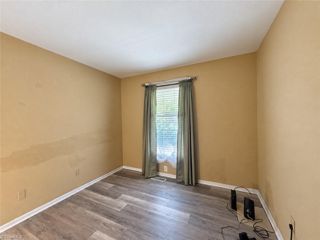 Stick/Site Built at 5707 Antietam Drive, Winston-Salem NC 27106, Winston-Salem, photo 3 of 9