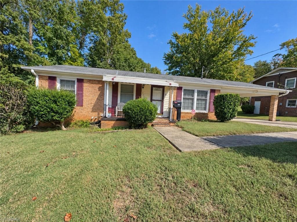 5707 Antietam Drive, Winston-Salem NC 27106