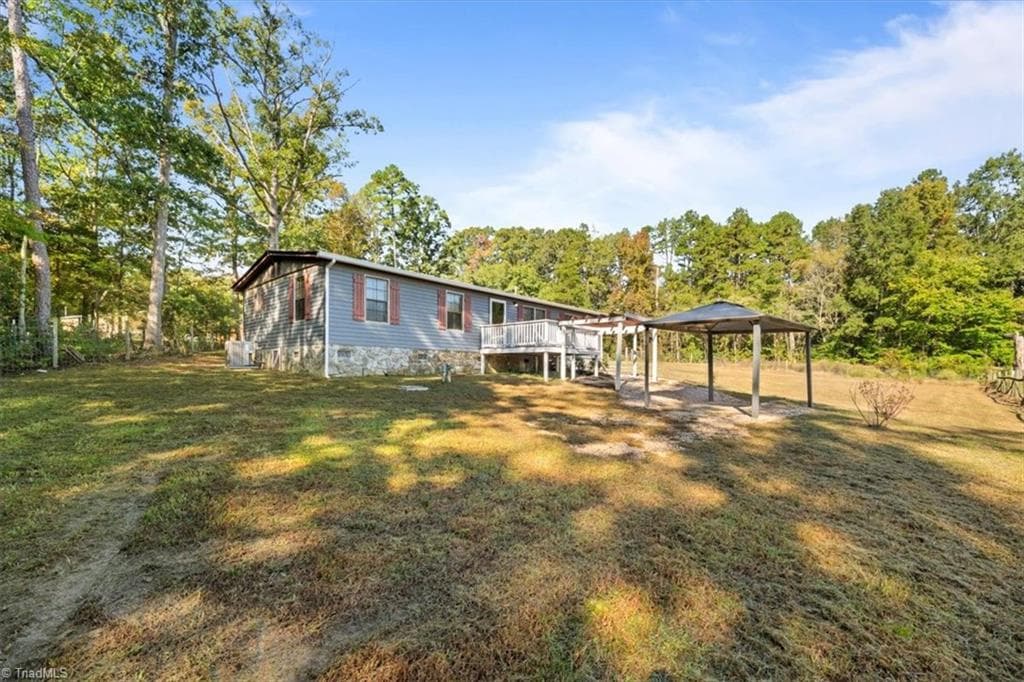 Manufactured Home at 7775 Riverside Road, Seagrove NC 27341, Seagrove, photo 36 of 43