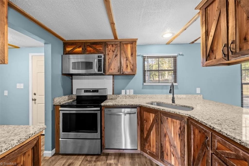 Manufactured Home at 7775 Riverside Road, Seagrove NC 27341, Seagrove, photo 9 of 43