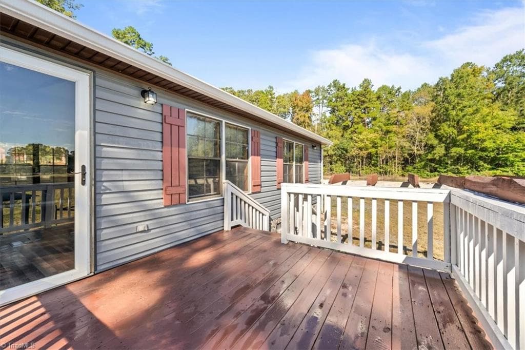 Manufactured Home at 7775 Riverside Road, Seagrove NC 27341, Seagrove, photo 29 of 43