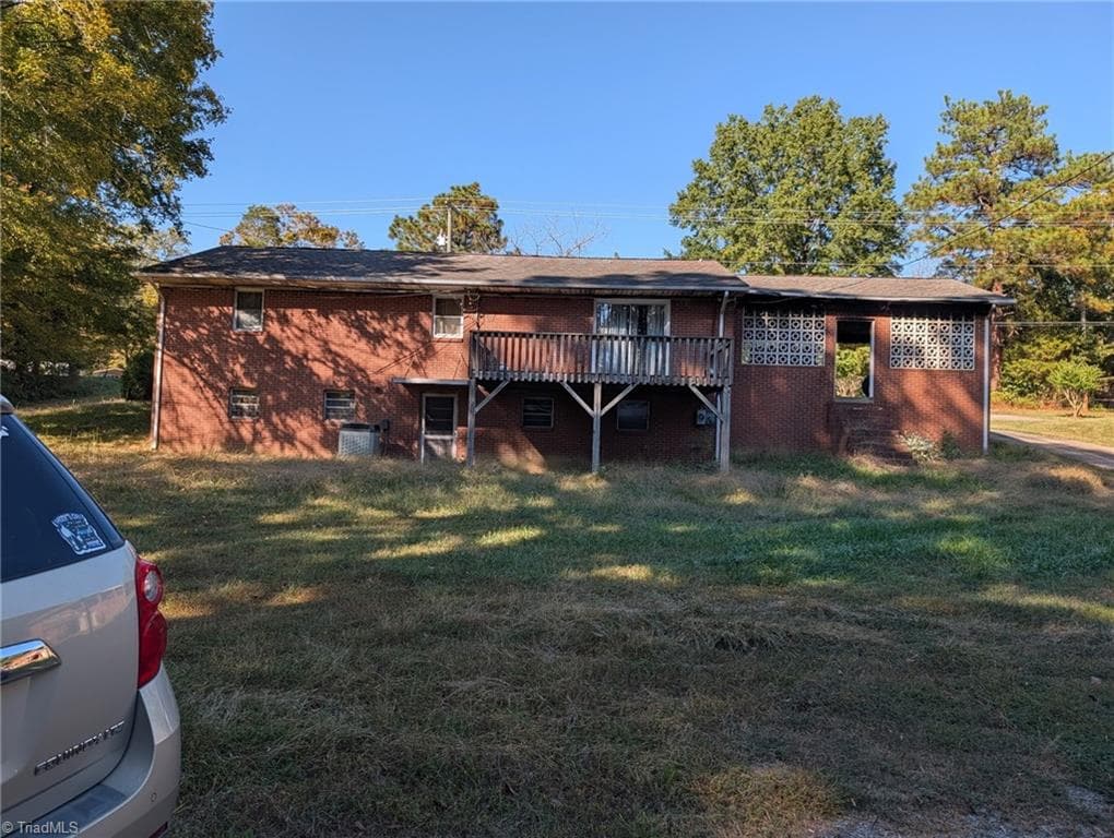 Stick/Site Built at 1186 E Holly Grove Road, Lexington NC 27292, Lexington, photo 2 of 3