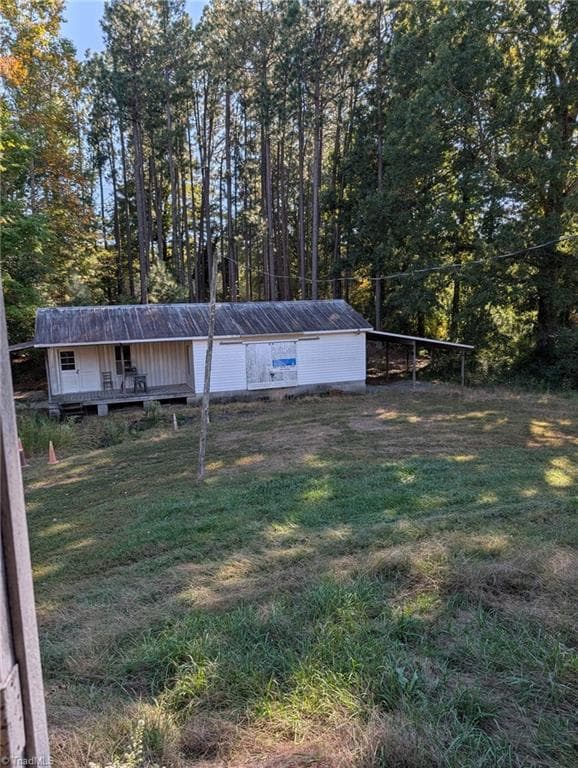 Stick/Site Built at 1186 E Holly Grove Road, Lexington NC 27292, Lexington, photo 3 of 3