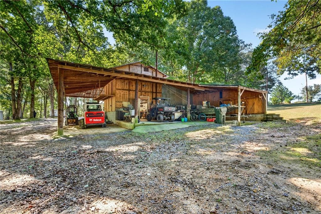 Manufactured Home at 6109 Ferguson Road, Ramseur NC 27316, photo 45 of 50