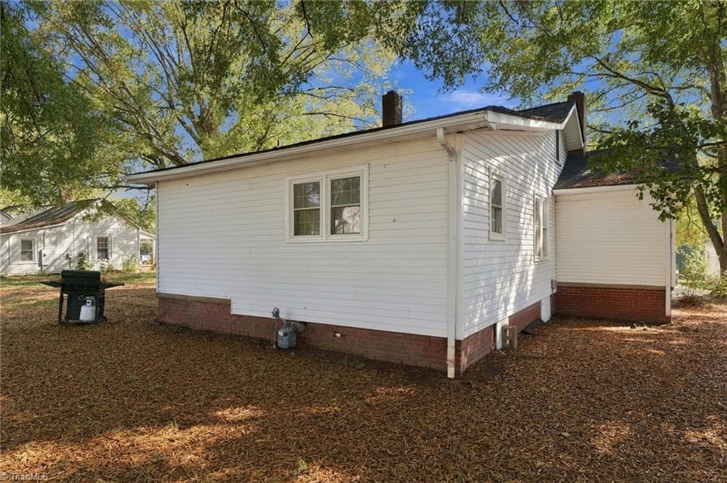 Stick/Site Built at 310 4th Avenue, Mayodan NC 27027, photo 25 of 29