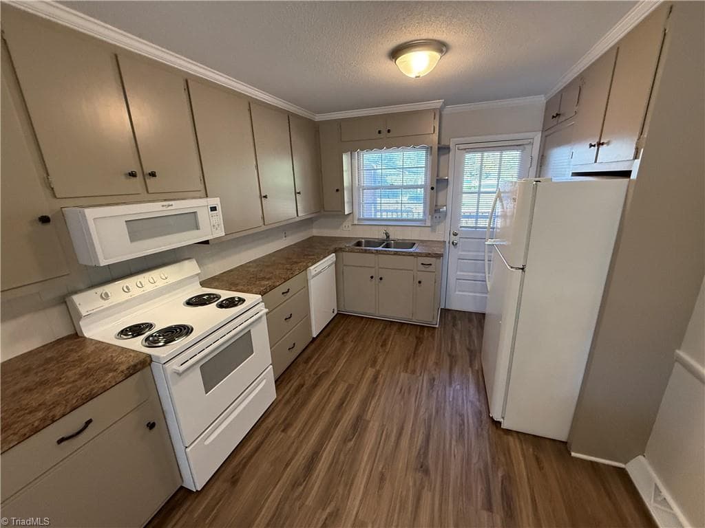 Multi Family at 115 N Gordon Drive # 5, Winston-Salem NC 27104, photo 6 of 12
