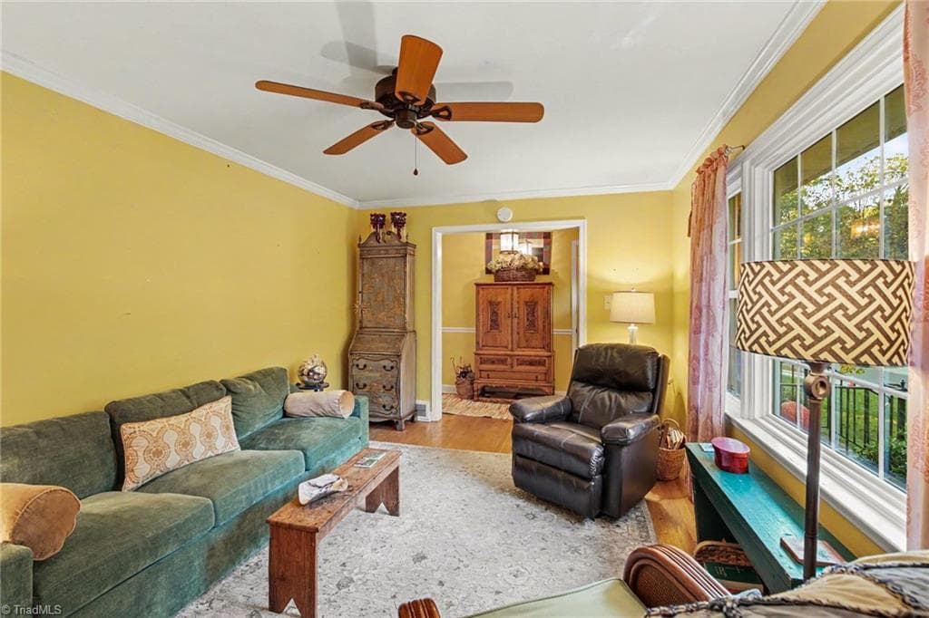 Stick/Site Built at 2336 Kaywood Lane, Winston-Salem NC 27103, photo 3 of 28