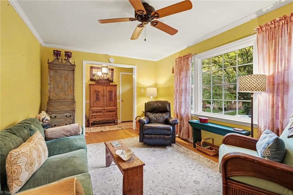 Stick/Site Built at 2336 Kaywood Lane, Winston-Salem NC 27103, photo 5 of 28