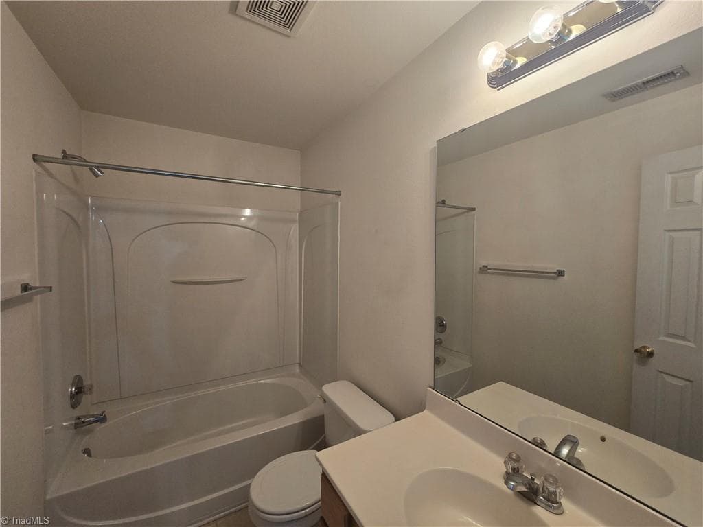 Stick/Site Built at 7208 McConnell Drive, Kernersville NC 27284, Kernersville, photo 7 of 20
