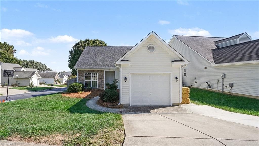 4401 River Forest Lane, Greensboro NC 27409