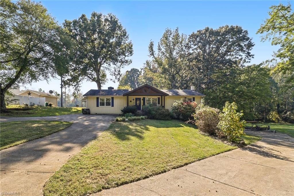 702 Moir Mill Road, Eden NC 27288