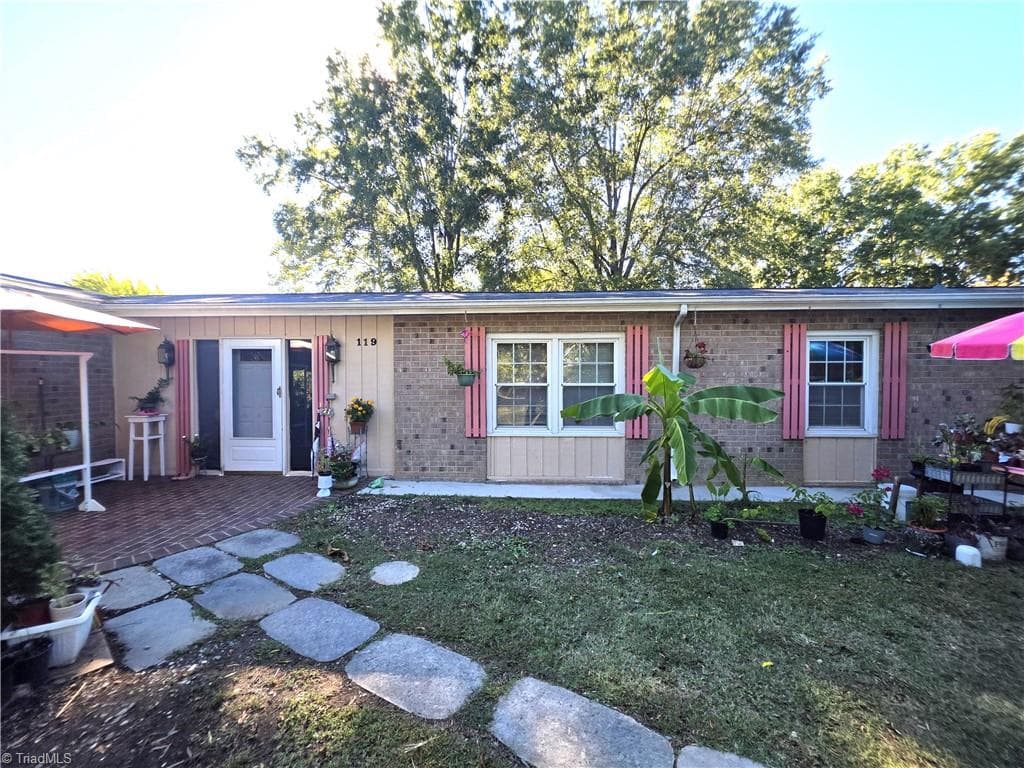 Stick/Site Built at 119 Ridgeway Road, Thomasville NC 27360, Thomasville, photo 12 of 33