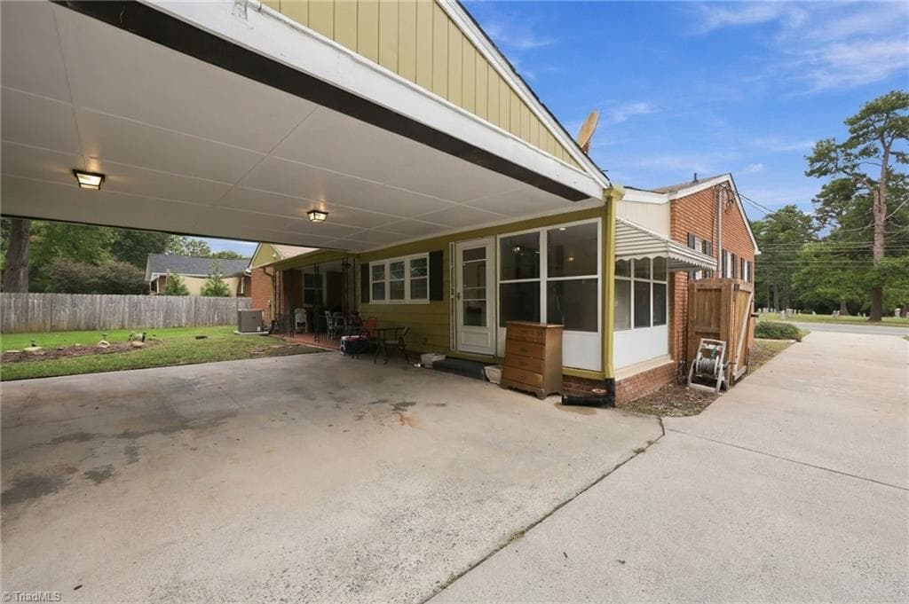 Stick/Site Built at 517 Pine Street, Graham NC 27253, photo 32 of 36