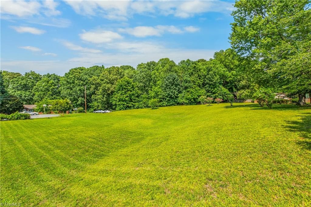 Stick/Site Built at 141 Pinelawn Drive, Kernersville NC 27284, photo 5 of 35