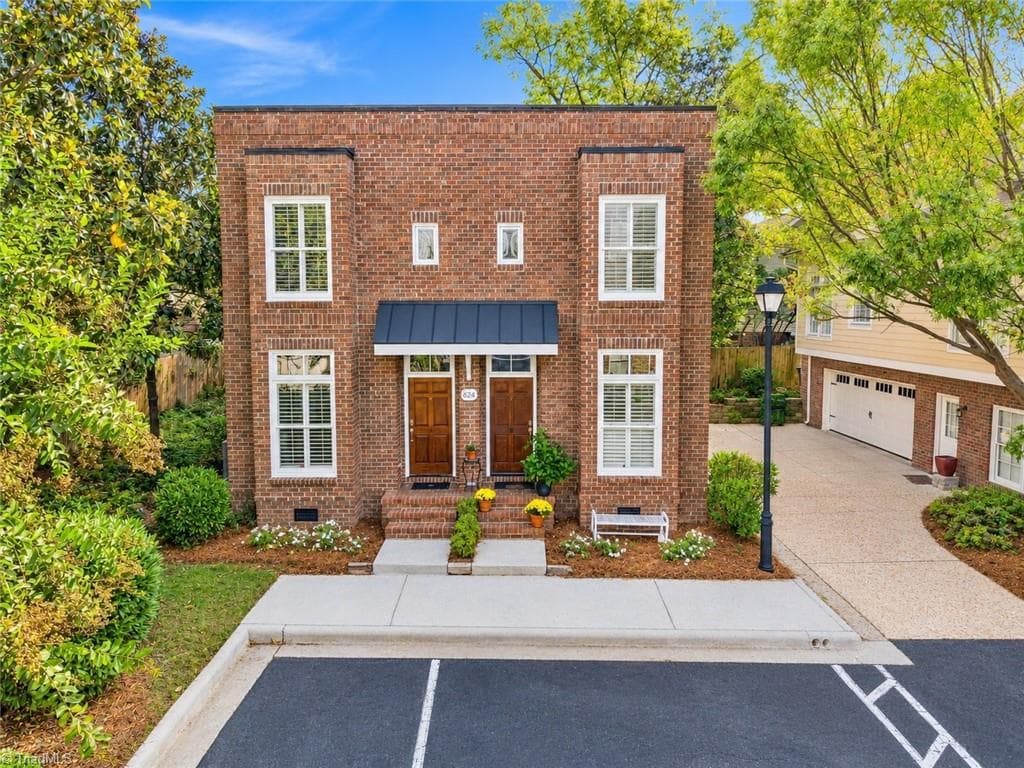 Stick/Site Built at 624 Elm Street # A, Greensboro NC 27401, Greensboro, photo 2 of 24