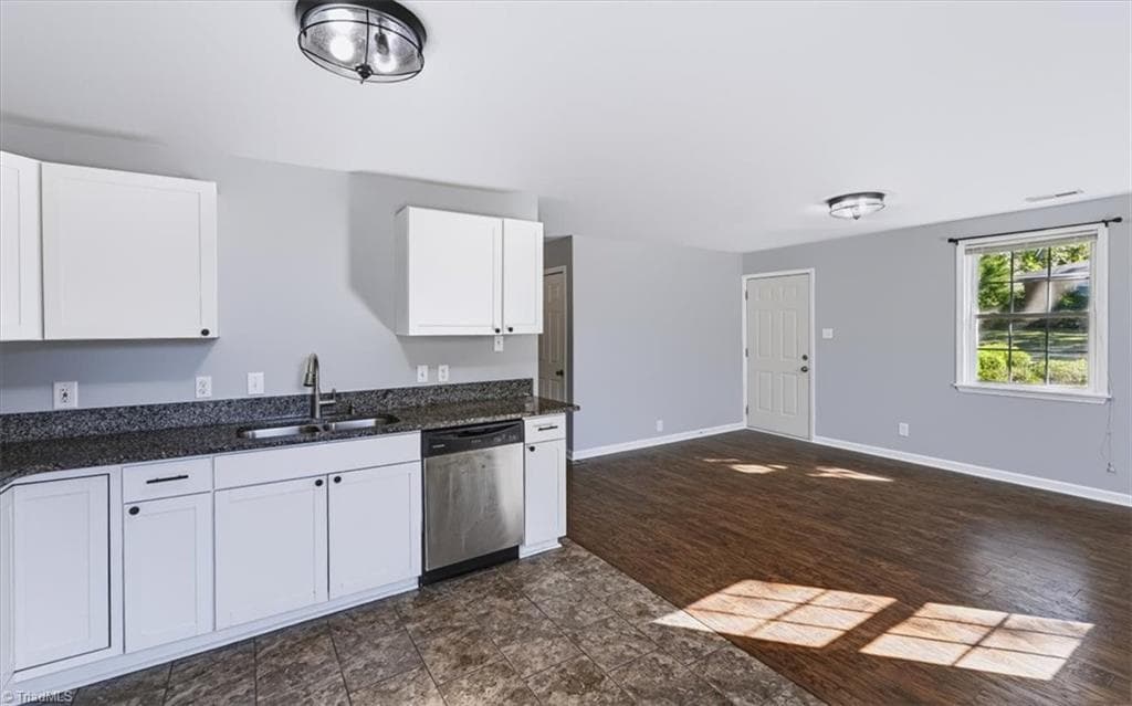 Stick/Site Built at 1001 Grayland Street, Greensboro NC 27408, photo 20 of 48