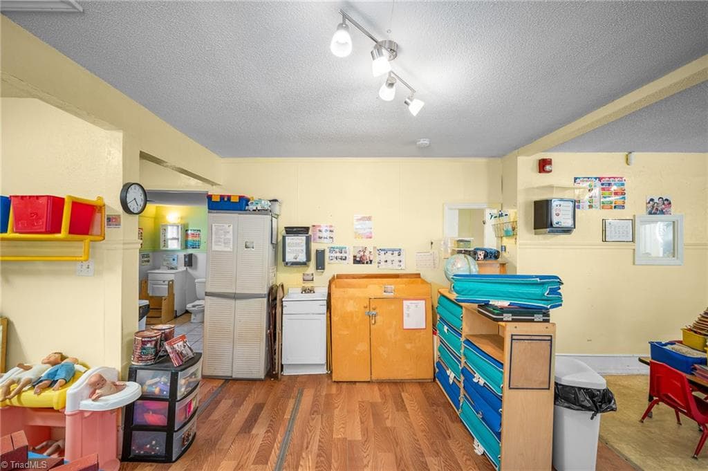 Office at 305 State Street, Lexington NC 27292, photo 7 of 28