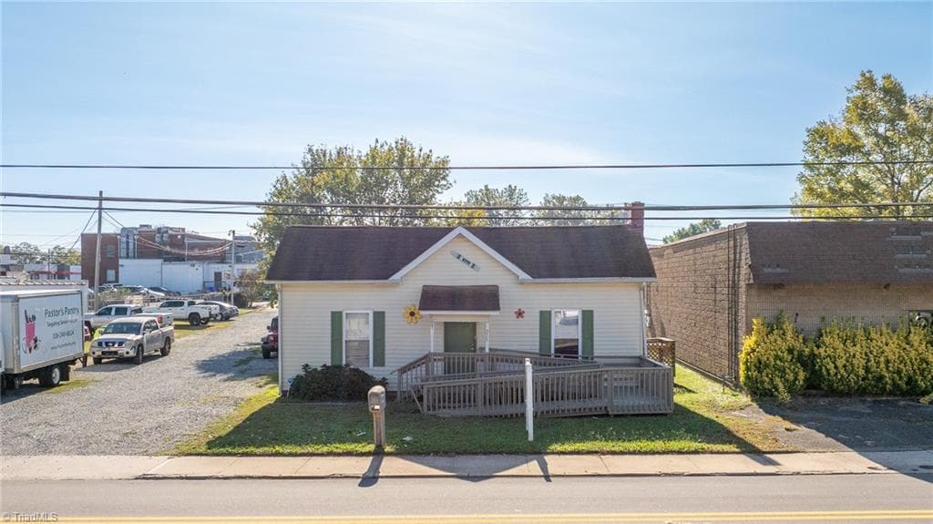 Office at 305 State Street, Lexington NC 27292, photo 24 of 28