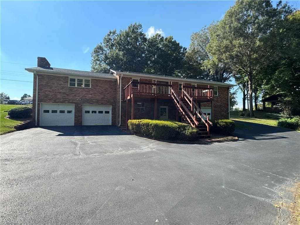 Stick/Site Built at 5721 Nylon Drive, Winston-Salem NC 27105, photo 6 of 50