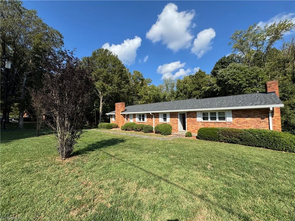 Stick/Site Built at 5721 Nylon Drive, Winston-Salem NC 27105, photo 4 of 50