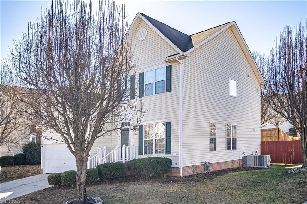 Stick/Site Built at 3809 Parkway Vista Road, Greensboro NC 27409, photo 3 of 45