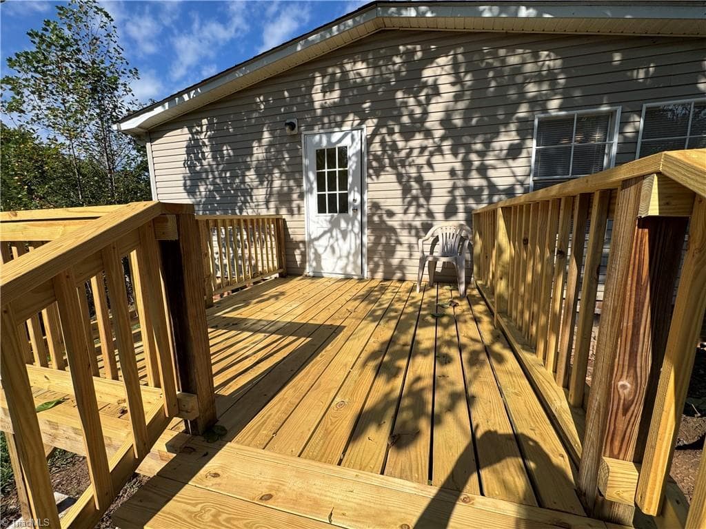 Manufactured Home at 1376 Harris Road, Walnut Cove NC 27052, Walnut Cove, photo 43 of 45