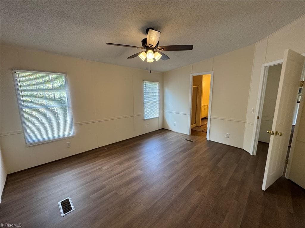 Manufactured Home at 1376 Harris Road, Walnut Cove NC 27052, Walnut Cove, photo 24 of 45
