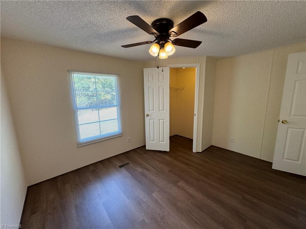 Manufactured Home at 1376 Harris Road, Walnut Cove NC 27052, Walnut Cove, photo 39 of 45