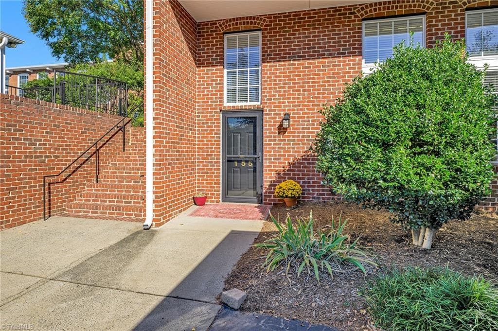 Stick/Site Built at 155 Tar Branch Court, Winston-Salem NC 27101, Winston-Salem, photo 3 of 26