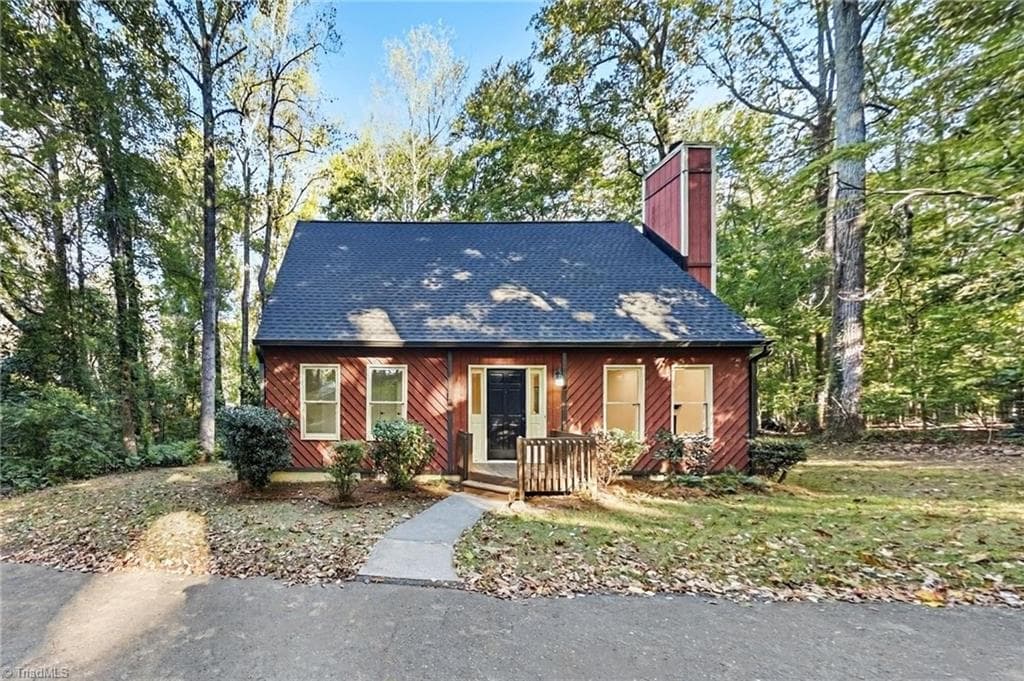 3299 Whitaker Court NW, Winston-Salem NC 27106