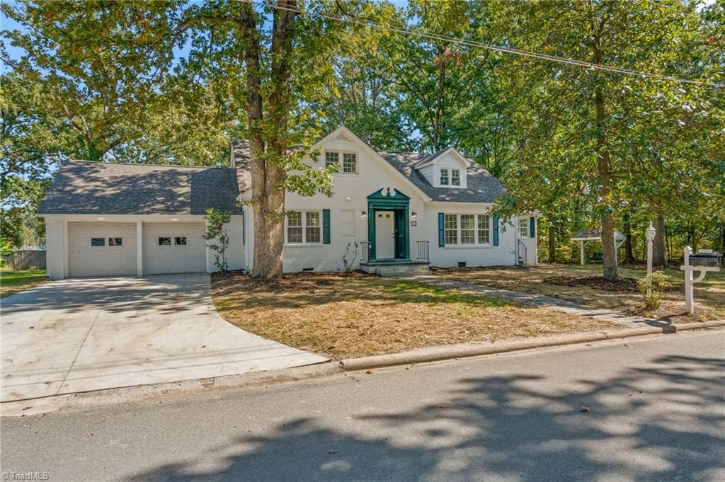 Stick/Site Built at 103 Jones Avenue, Thomasville NC 27360, Thomasville, photo 2 of 50