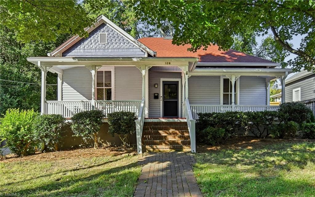 Stick/Site Built at 126 Shady Boulevard, Winston-Salem NC 27101, Winston-Salem, photo 2 of 31
