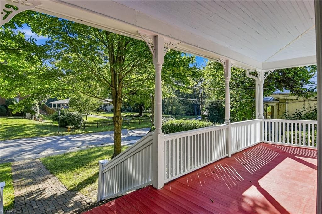 Stick/Site Built at 126 Shady Boulevard, Winston-Salem NC 27101, Winston-Salem, photo 5 of 31