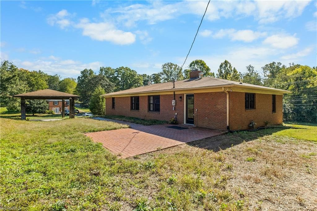 Stick/Site Built at 302 Lakewood Drive, Lexington NC 27292, Lexington, photo 23 of 28