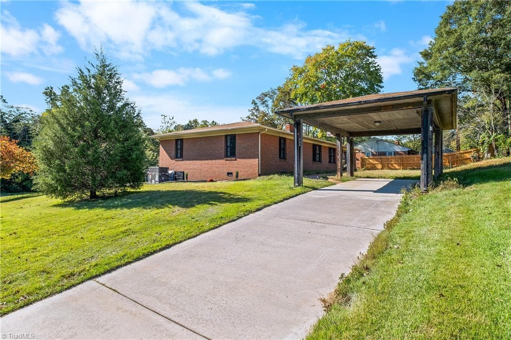 Stick/Site Built at 302 Lakewood Drive, Lexington NC 27292, Lexington, photo 24 of 28