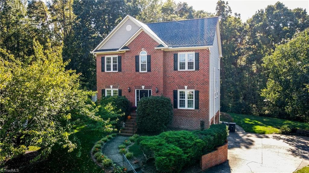 1981 Ernsford Drive, Winston-Salem NC 27103