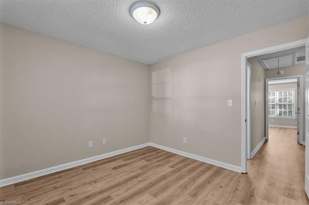 Stick/Site Built at 2564 Ambassador Court, High Point NC 27265, High Point, photo 25 of 32