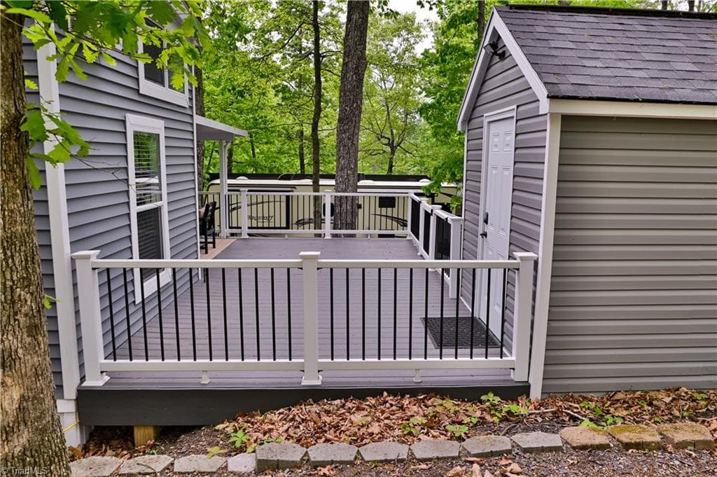 Manufactured Home at 310 Laurelwood Lane, Traphill NC 28685, Traphill, photo 24 of 27