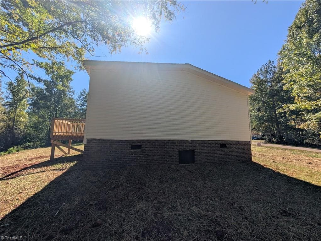 Manufactured Home at 259 Cabin Creek Drive, Denton NC 27239, photo 5 of 12