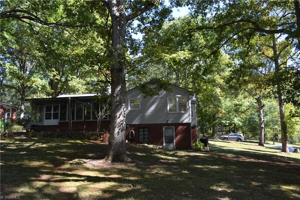 Stick/Site Built at 208 Hillcrest Drive, Madison NC 27025, Madison, photo 7 of 34