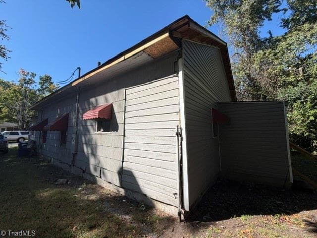 Stick/Site Built at 1321 E 2nd Street, Winston-Salem NC 27101, Winston-Salem, photo 2 of 3