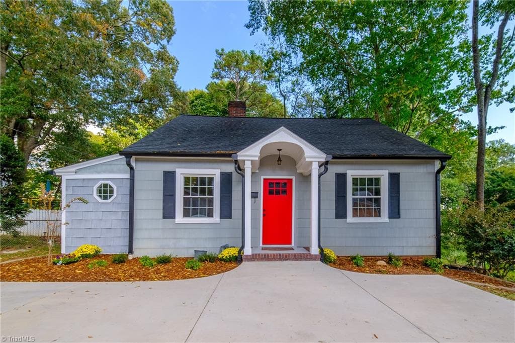 913 LOCKLAND Avenue, Winston-Salem NC 27103